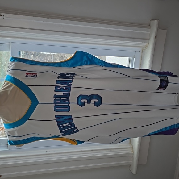 New Orleans Basketball Jersey - Picture 1 of 7
